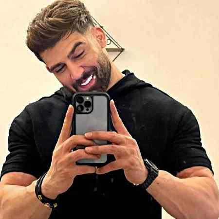 دانلود آهنگ های محمد محرمی دانلود آهنگ های محمد محرمی