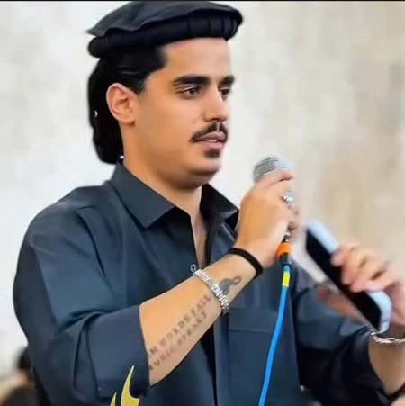 دانلود آهنگ گل مست غزل خوان در بهار یار من مهدی رستم پور دانلود آهنگ گل مست غزل خوان در بهار یار من مهدی رستم پور